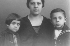 Passport-Picture-Ursula-Elizabeth-Walter-Sauer-1928